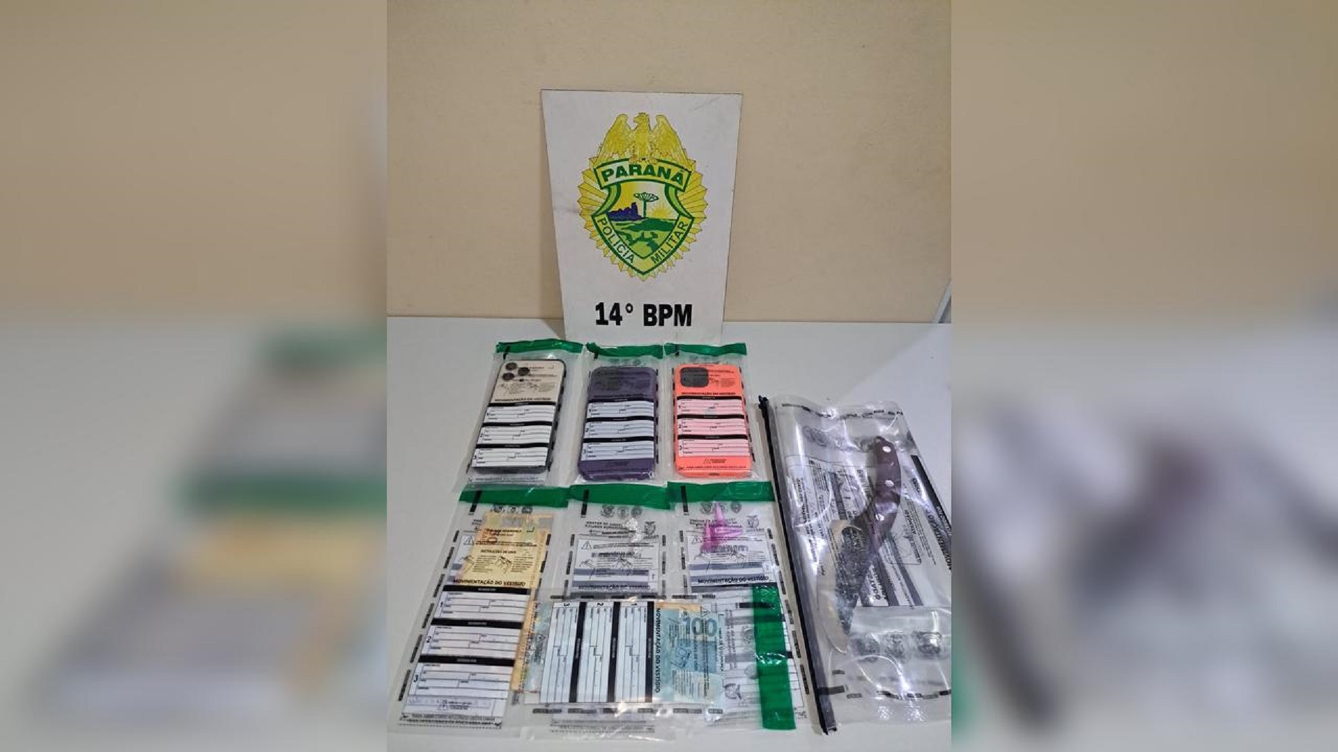 Suspeitas tentam descartar drogas em rio, mas são detidas em Medianeira Suspeitas tentam descartar drogas em rio, mas são detidas em Medianeira