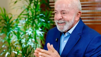 Lula defende proibição de bets e mostra preocupação com endividamento