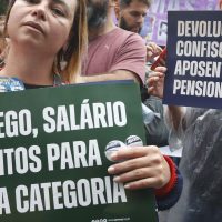 Imagem referente a Professores da rede de SP fazem paralisação nesta quinta e sexta-feira
