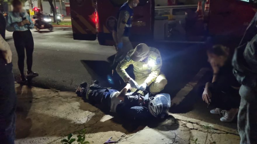 Motociclista fica ferido em acidente no São Cristóvão