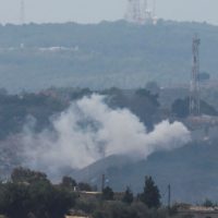 Imagem referente a Hezbollah volta a atacar Israel após violação do cessar-fogo no Líbano