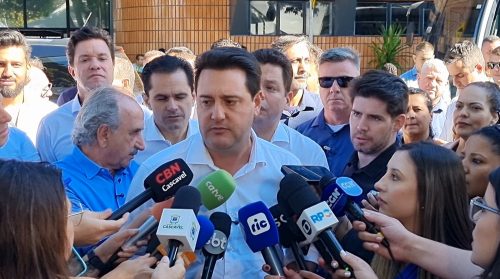 Governador fala sobre problemas enfrentados pelos agricultores com a Copel Governador fala sobre problemas enfrentados pelos agricultores com a Copel