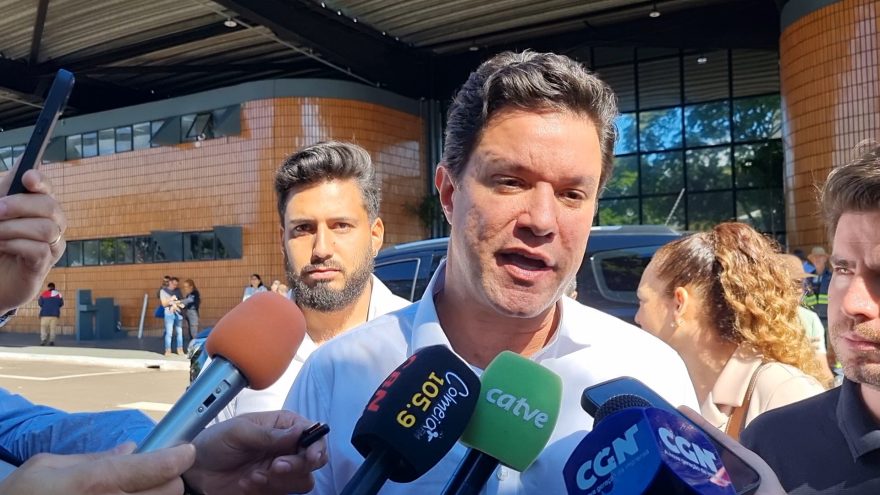 Sem Plano B e com participação das mulheres: Guto Silva comenta jornada rumo ao Governo do Paraná