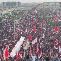 Imagem referente a Multidões no Irã marcam 40º dia da morte do líder Supremo Khamenei