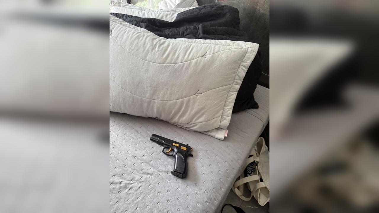 Operação conjunta em Medianeira resulta em prisão e apreensão de eletrônicos e arma Imagem referente a Operação conjunta em Medianeira resulta em prisão e apreensão de eletrônicos e arma