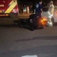 Imagem referente a Morte no trânsito de Cascavel: Motociclista morre após grave acidente na Rua Ipanema