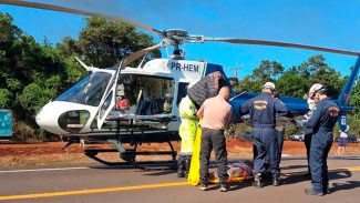 Motorista de carro envolvido em grave acidente em Céu Azul é trazido de helicóptero para Cascavel
