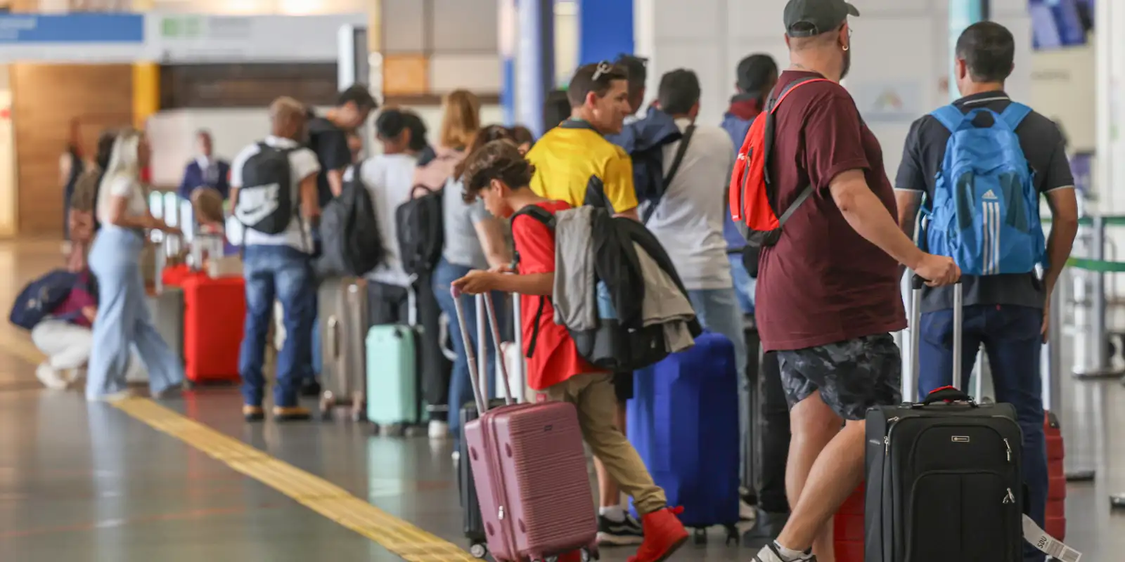 Medidas do governo freiam aumento de passagens aéreas