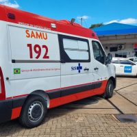 Homem alterado foge antes da chegada do Samu e da GM Imagem referente a Homem alterado foge antes da chegada do Samu e da GM