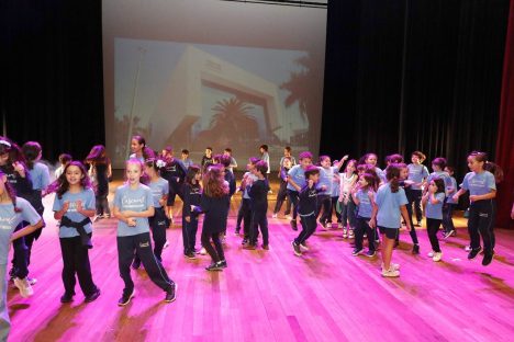 Teatro Sefrin Filho celebra 11 anos com experiência cultural para estudantes
