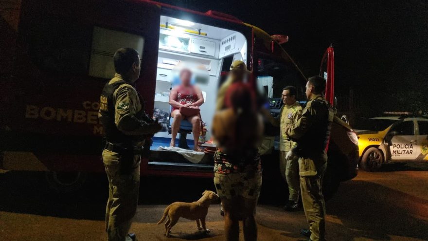 Mulher é agredida a garrafadas no Santo Onofre