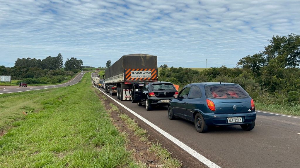 Obras na pista complicam trânsito entre Cascavel e Toledo neste sábado (11)
