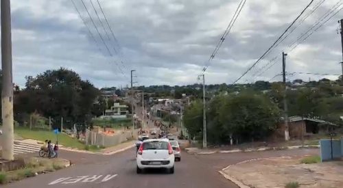 Motociclistas prestam última homenagem a Lucas Eduardo da Silva Imagem referente a Motociclistas prestam última homenagem a Lucas Eduardo da Silva