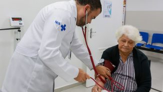 Vírus sincicial também traz risco para idosos, alertam especialistas