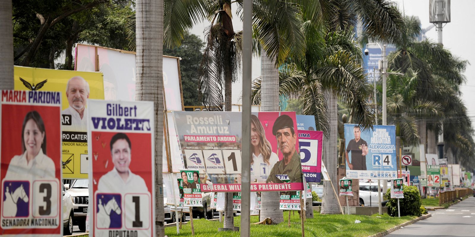 Peru vai às urnas com 35 candidatos presidenciais e resultado incerto Imagem referente a Peru vai às urnas com 35 candidatos presidenciais e resultado incerto