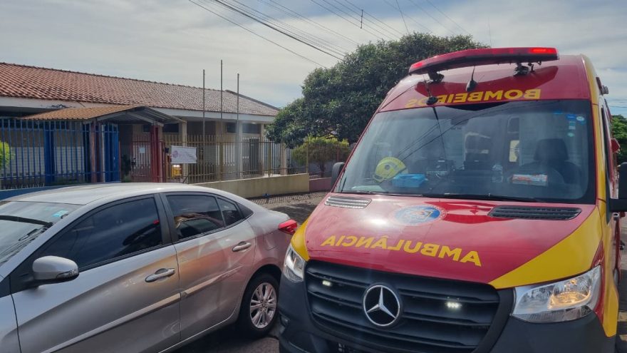 Com ferimento na cabeça, criança é socorrida em escola no Maria Luiza