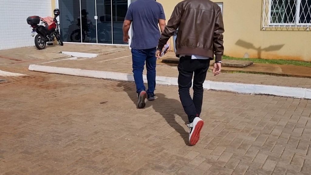 Devendo mais de R$ 16 mil em pensão alimentícia homem é preso