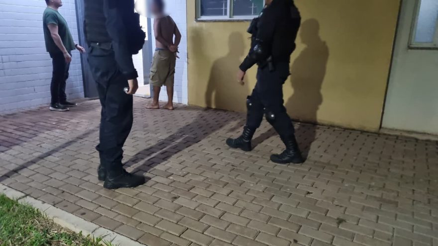 Jovem é preso duas vezes no mesmo dia após ameaça e roubo em Cascavel