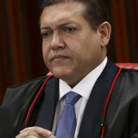 Imagem referente a TSE elege Nunes Marques presidente da Corte; Mendonça será vice
