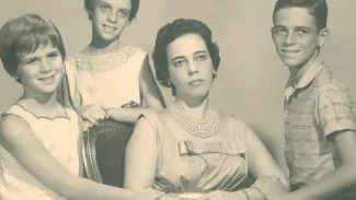 Morta há 50 anos, Zuzu Angel usou a maternidade como arma política