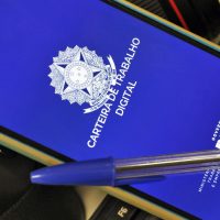 Imagem referente a Terceirizados: publicados auxílio-creche e redução de jornada