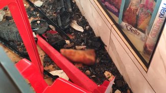 Motociclista teria chutado retrovisor de HB20 antes de ter pé amputado, diz Delegado