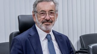 Novo ministro do Desenvolvimento apoia jornada de 40 horas