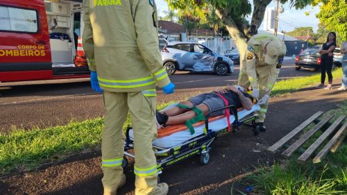 Batida violenta entre BYD e Saveiro deixa motorista desorientado e mobiliza socorristas até a Neva Imagem referente a Batida violenta entre BYD e Saveiro deixa motorista desorientado e mobiliza socorristas até a Neva