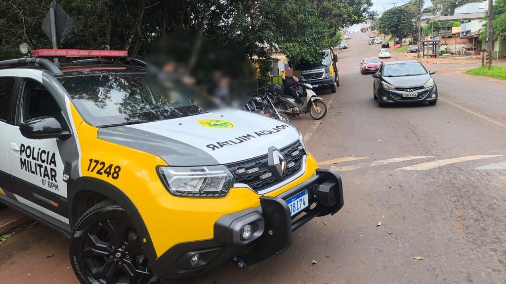 Operação de trânsito recolhe motos e flagra motoristas sem CNH