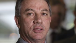 TSE adia conclusão de julgamento que pode cassar governador de Roraima