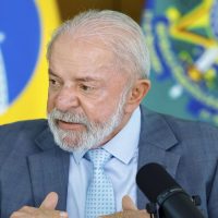 Imagem referente a Lula envia ao Congresso projeto de lei pelo fim da escala 6x1