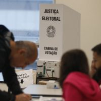 Imagem referente a Número de eleitores com mais de 60 anos cresceu 74%, aponta pesquisa