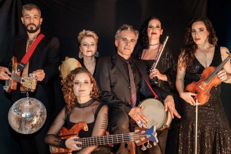 Grupo Rosa Armorial celebra 15 anos com espetáculo gratuito em Cascavel Imagem referente a Grupo Rosa Armorial celebra 15 anos com espetáculo gratuito em Cascavel