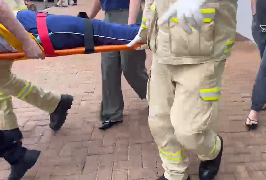 Siate socorre aluna ferida dentro de colégio cívico-militar no Brasmadeira