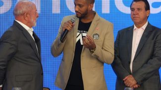 Lula pede mobilização a centrais sindicais para fim da escala 6x1