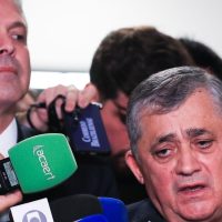 Imagem referente a José Guimarães diz ser contra socorro do governo federal ao BRB
