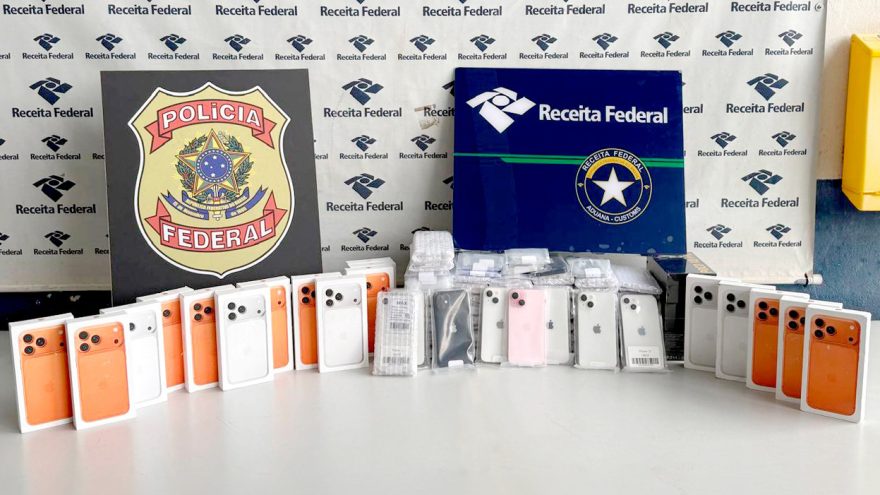 Cerca de R$ 300 mil em celulares são apreendidos em Cascavel