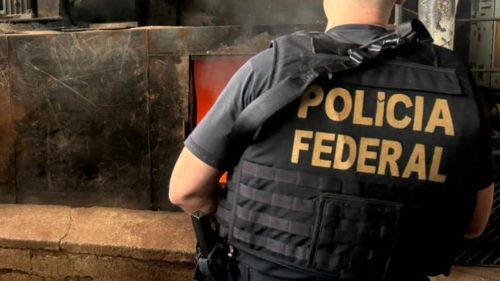 PF incinera mais de 5 toneladas de drogas em Cascavel PF incinera mais de 5 toneladas de drogas em Cascavel