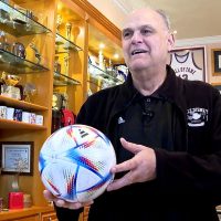 Imagem referente a Em entrevistas, Oscar mostra relíquias e revela ídolos do esporte