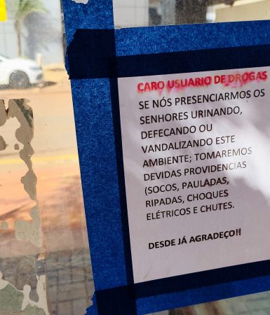 Imagem referente a Cartaz com 