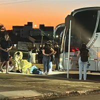 Imagem referente a Adolescente de patinete fica ferida em acidente com ônibus no Centro
