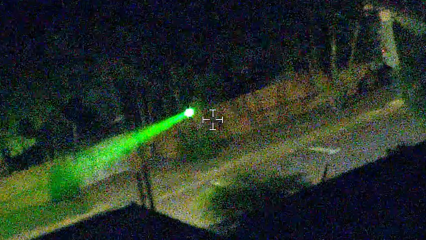 Câmera do helicóptero flagra homem apontando laser contra aeronave da PM em Cascavel