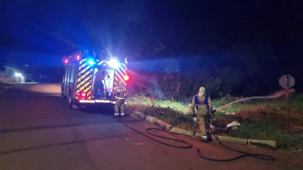 Incêndio no Santa Cruz mobiliza Corpo de Bombeiros