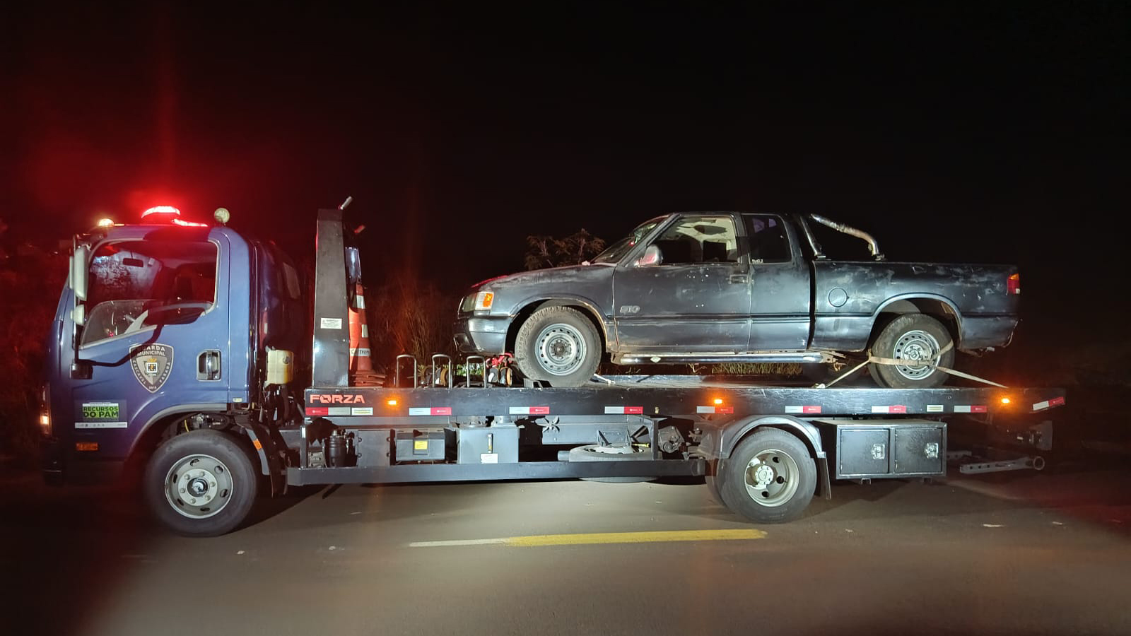 Caminhonete S10 furtada no Coqueiral é recuperada pela Guarda Municipal em Cascavel Imagem referente a Caminhonete S10 furtada no Coqueiral é recuperada pela Guarda Municipal em Cascavel