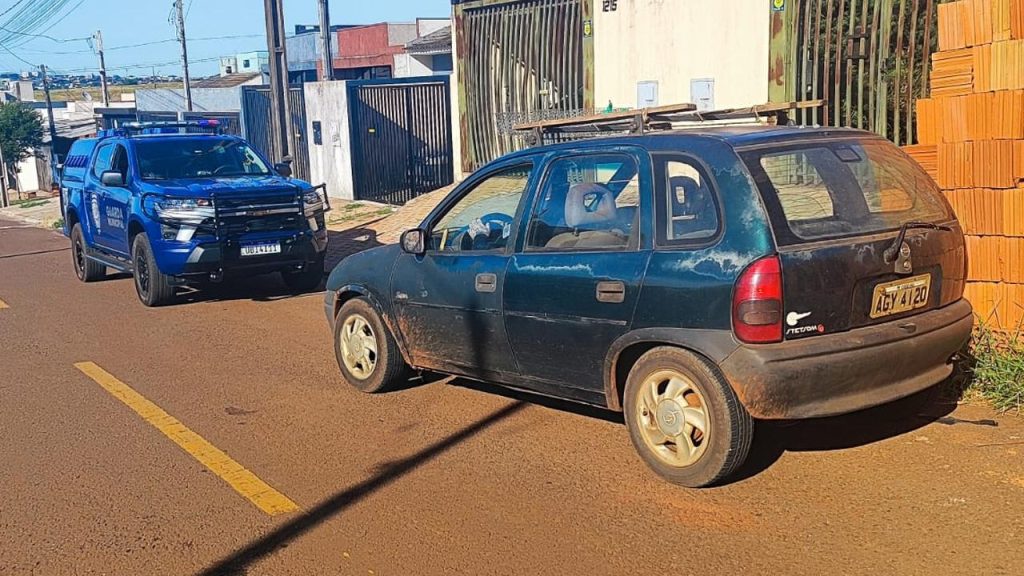 Corsa furtado no Brasmadeira é recuperado no Florais do Paraná