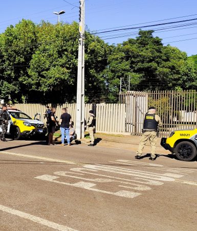 Imagem referente a Policial militar envolvido em sequestro relâmpago paga fiança e é liberado