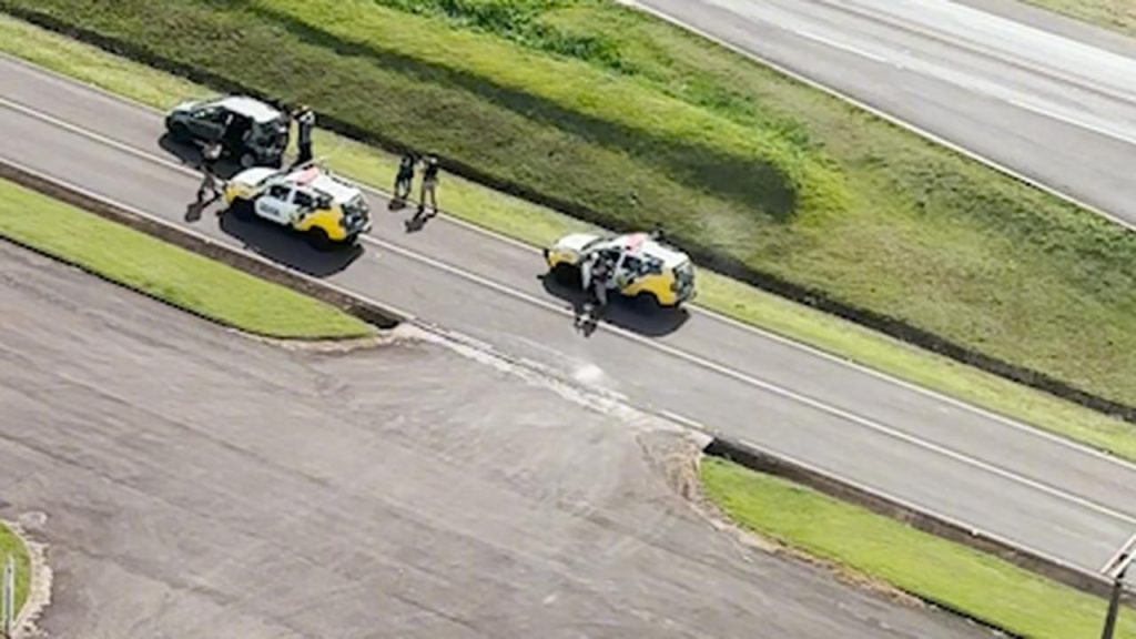 PM divulga imagens aéreas da perseguição ao veículo utilizado em assalto