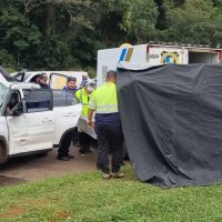 Imagem referente a Polícia Científica recolhe o corpo de menina de sete anos vítima de tragédia na BR-277