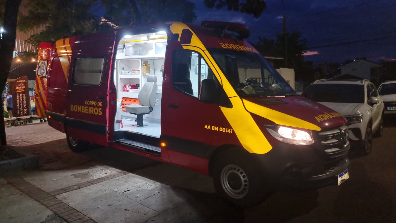 Menino de 11 anos se machuca durante jogo de vôlei em Cascavel