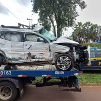 Imagem referente a Foto do Creta após acidente dá a dimensão da violência da tragédia que tirou a vida de criança na BR-277